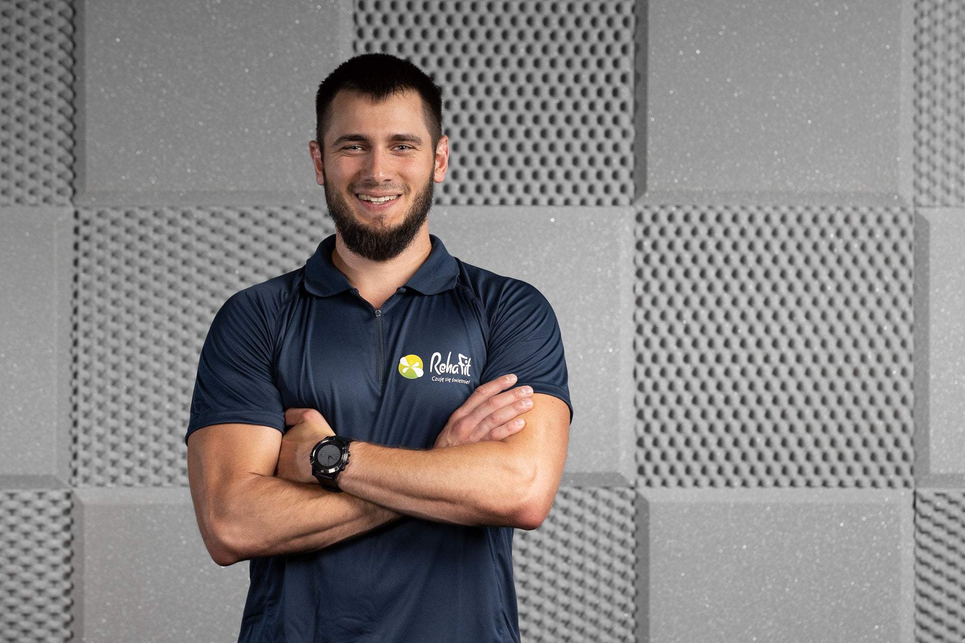 Fizjoterapeuta Wiktor Kraczko z centrum rehabilitacji, masażu i treningu personalnego RehaFit